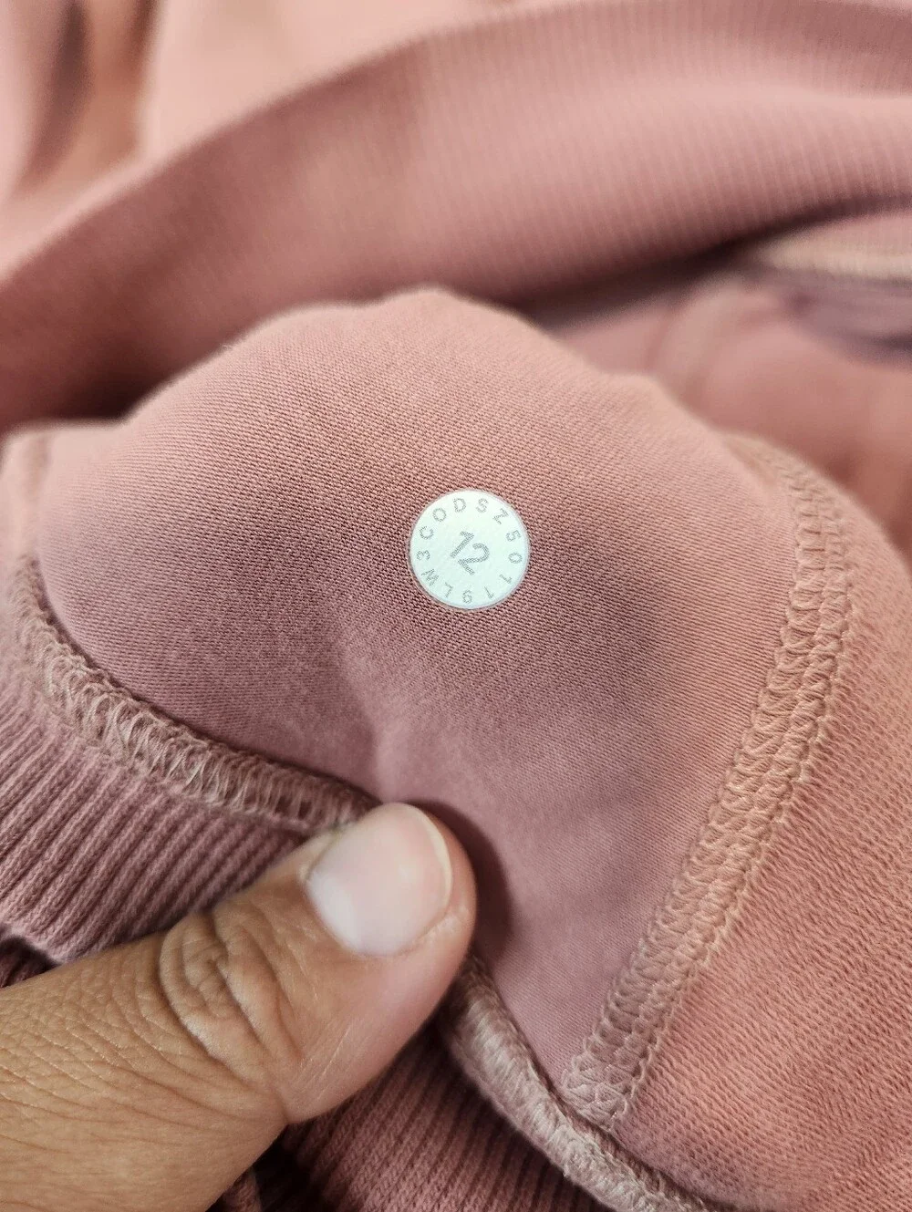 Lululemon Scuba Pullover In Washed Quicksand Size 12